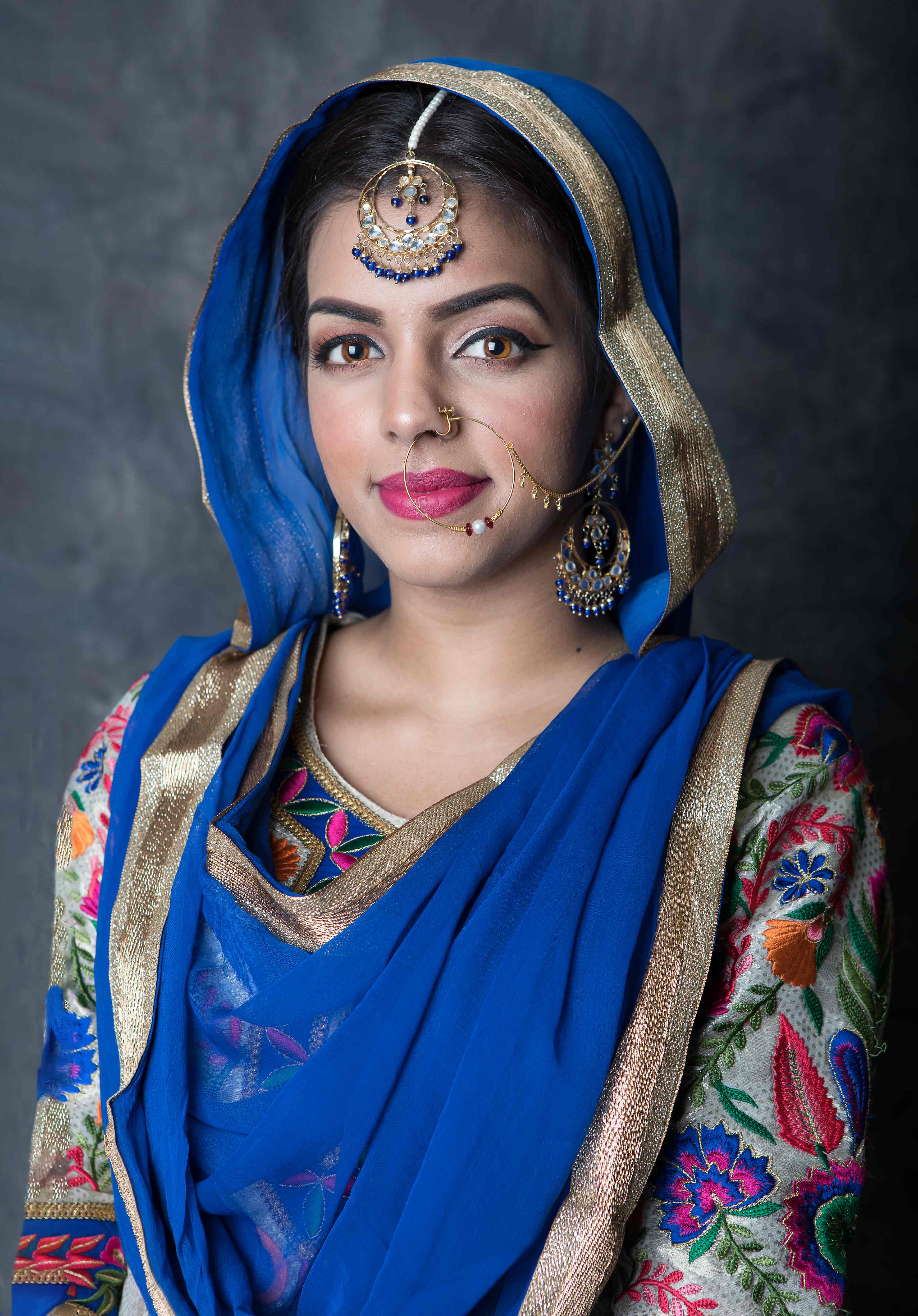 Pakistian_Young_Girl_Portrait_Irene_Lay_Portrait_Photographer